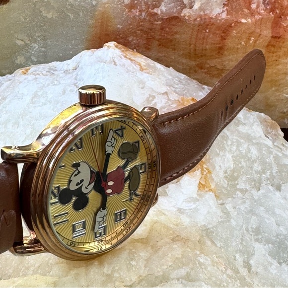 Rare Vintage Mickey Mouse Disney Watch - Picture 7 of 8
